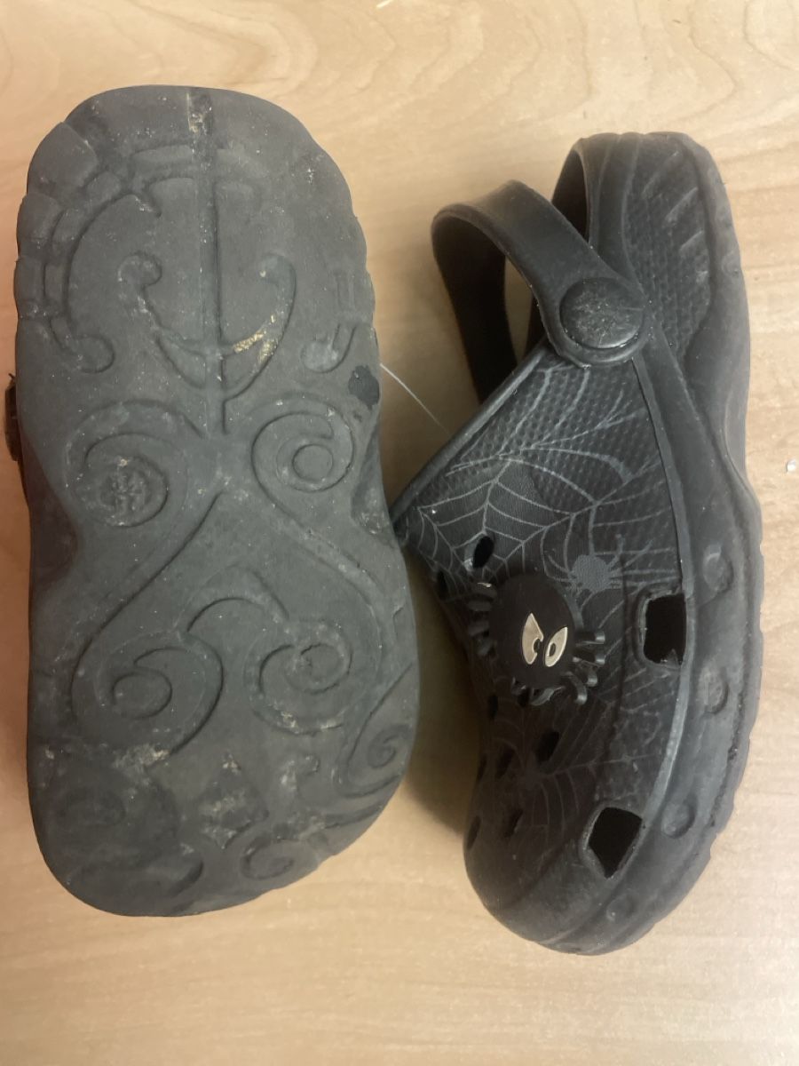 Scarpe per ragazzi: Crocs Spiderman Sandalen Gr.28/29  – Usato da Obergerlafingen venduto da cabo4 2