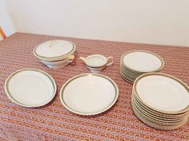 service en porcelaine de Limoges email du Berry annee 40/500