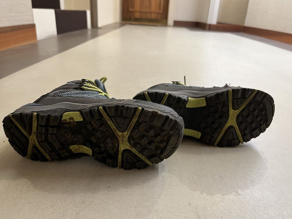 mckinley trekking shoes