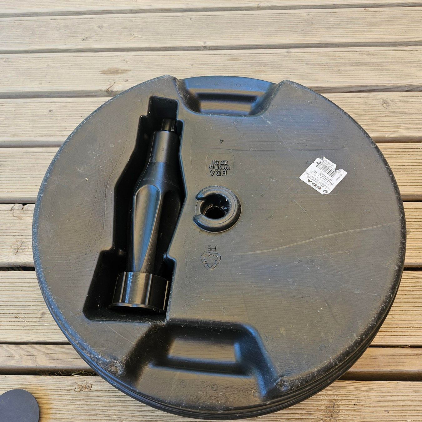 Autres: Sonnenschirmständer 40cm, Kunststoff – D'occasion à Kollbrunn par equipe-bachofner.ch 2
