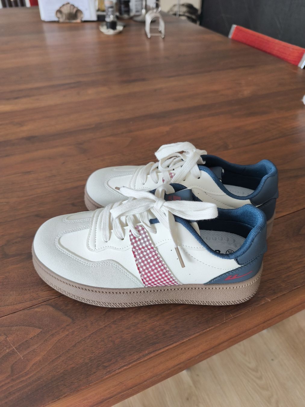 Scarpe da donna: Sneaker Damensneaker neu Gr. 38 / 38.5 – Nuovo e nell'imballaggio originale da Untersiggenthal venduto da Griblo 1