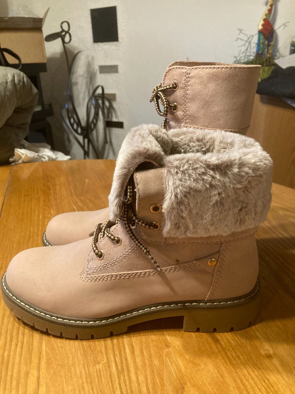 Chaussures femmes: Winteboots – Neuf (Voir description) à Balsthal par dasesaro 1