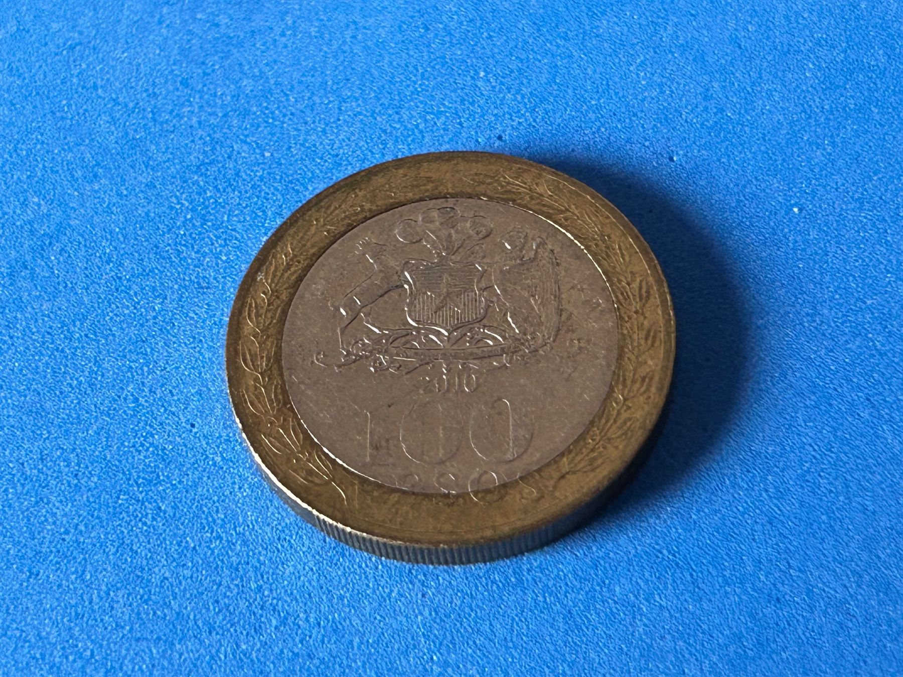 Tutti le monete: Chile - 100 Pesos 2010 – Usato da Corcelles NE venduto da AJKader 2