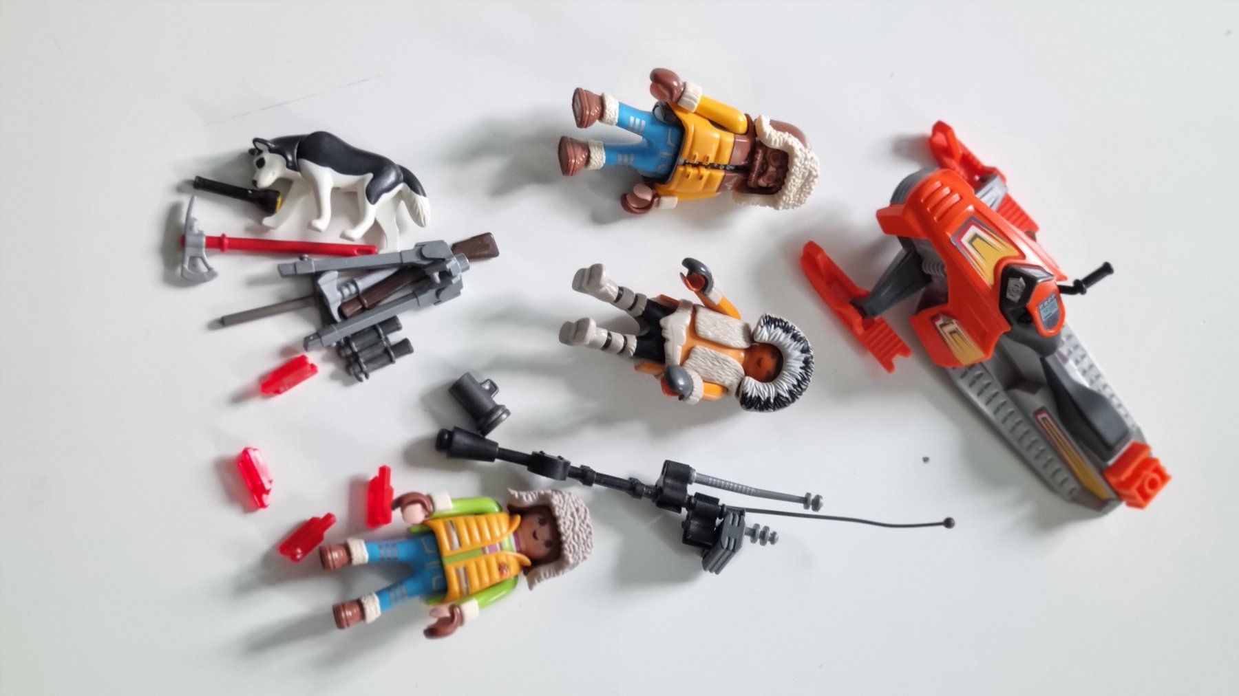 Playmobil Giocattoli: Igloo artique Playmobil  N°2 – Usato da La Chaux-de-Fonds venduto da mikilo1 1