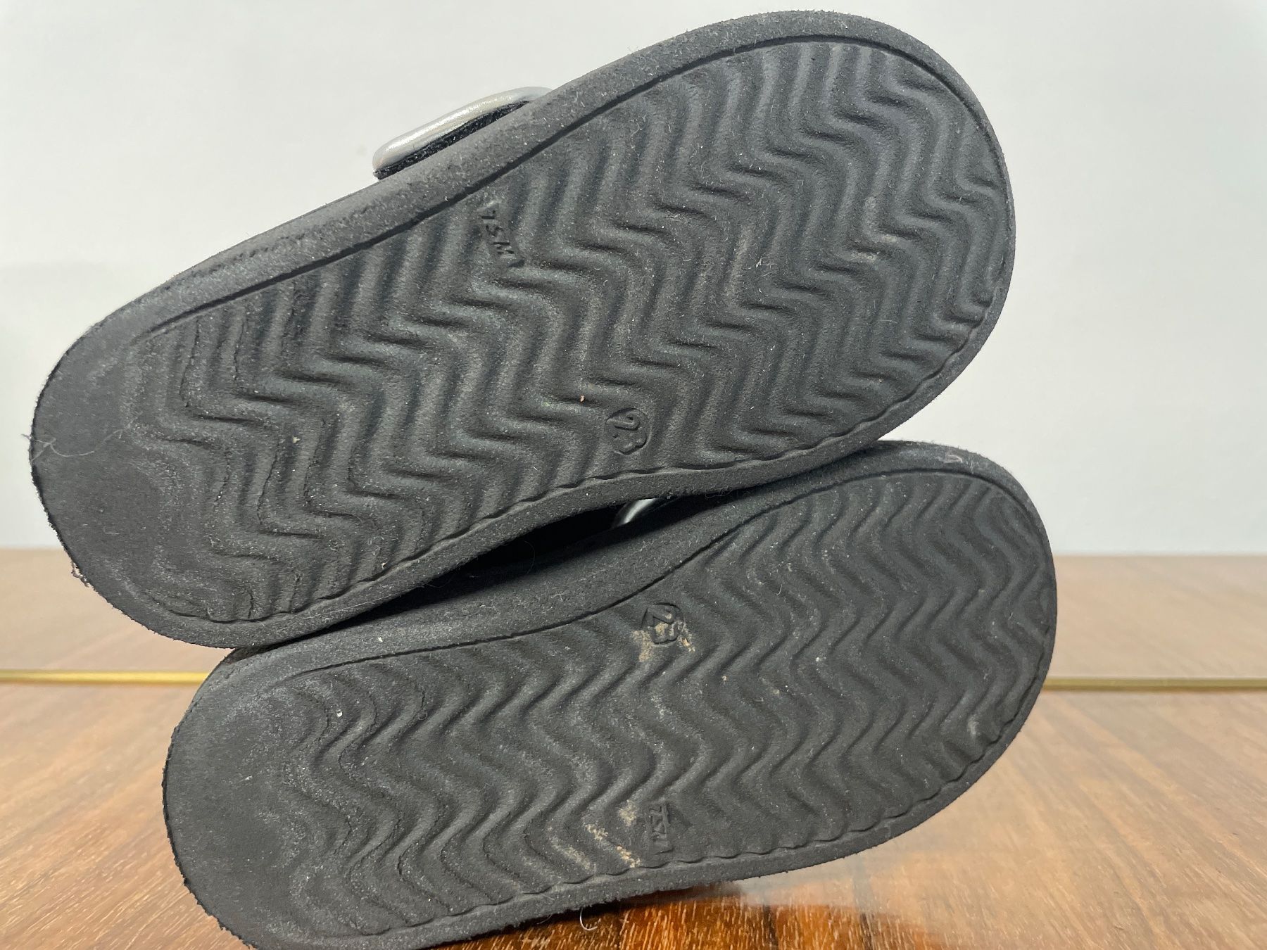 Scarpe per ragazze: Elegante BALDUCCI Mädchen Sneaker / Halbschuhe Gr. 23 – Usato da Frasnacht venduto da GracyStore 4