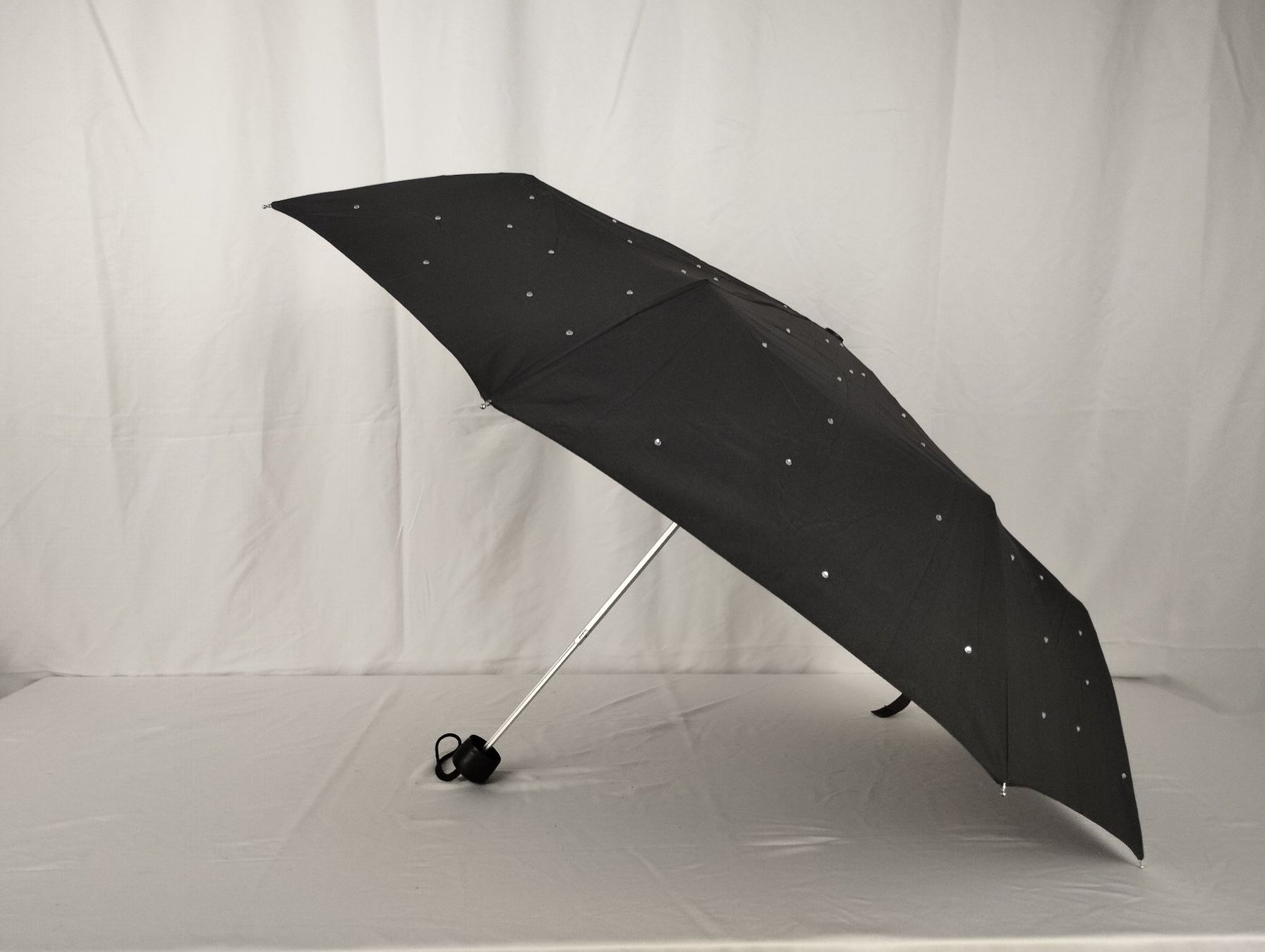 Ombrelli: ALBA MODA Regenschirm schwarz – Usato da Schübelbach venduto da Restwert_Schubelbach 1