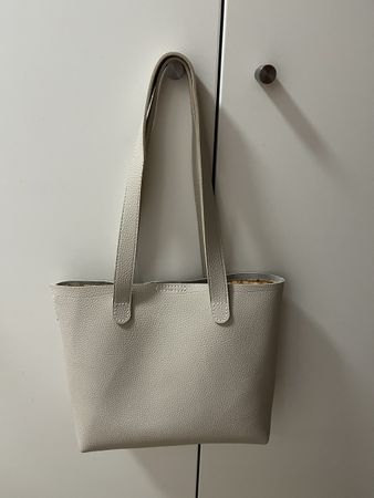 Elegante Ledertasche mit Korkbaumwollstoff  Innenfutter