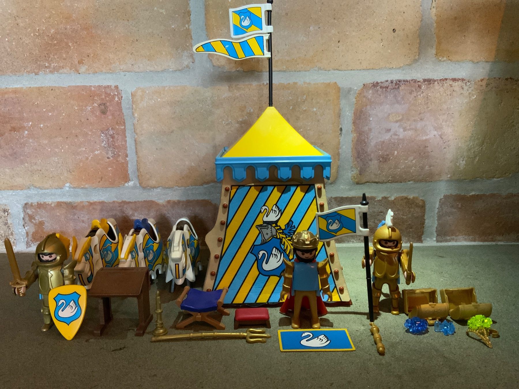 Playmobil Spielzeuge: Belagerungstrupp der Schwanenritter – Gebraucht aus Burgdorf von rainerw07