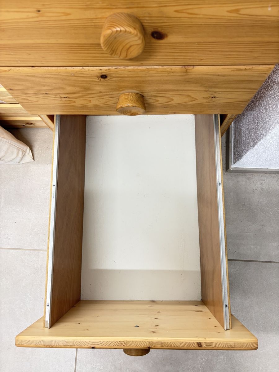 Commodes: Tannenholzkommode mit 3 Schubladen – D'occasion à Studen BE par Milaic 2