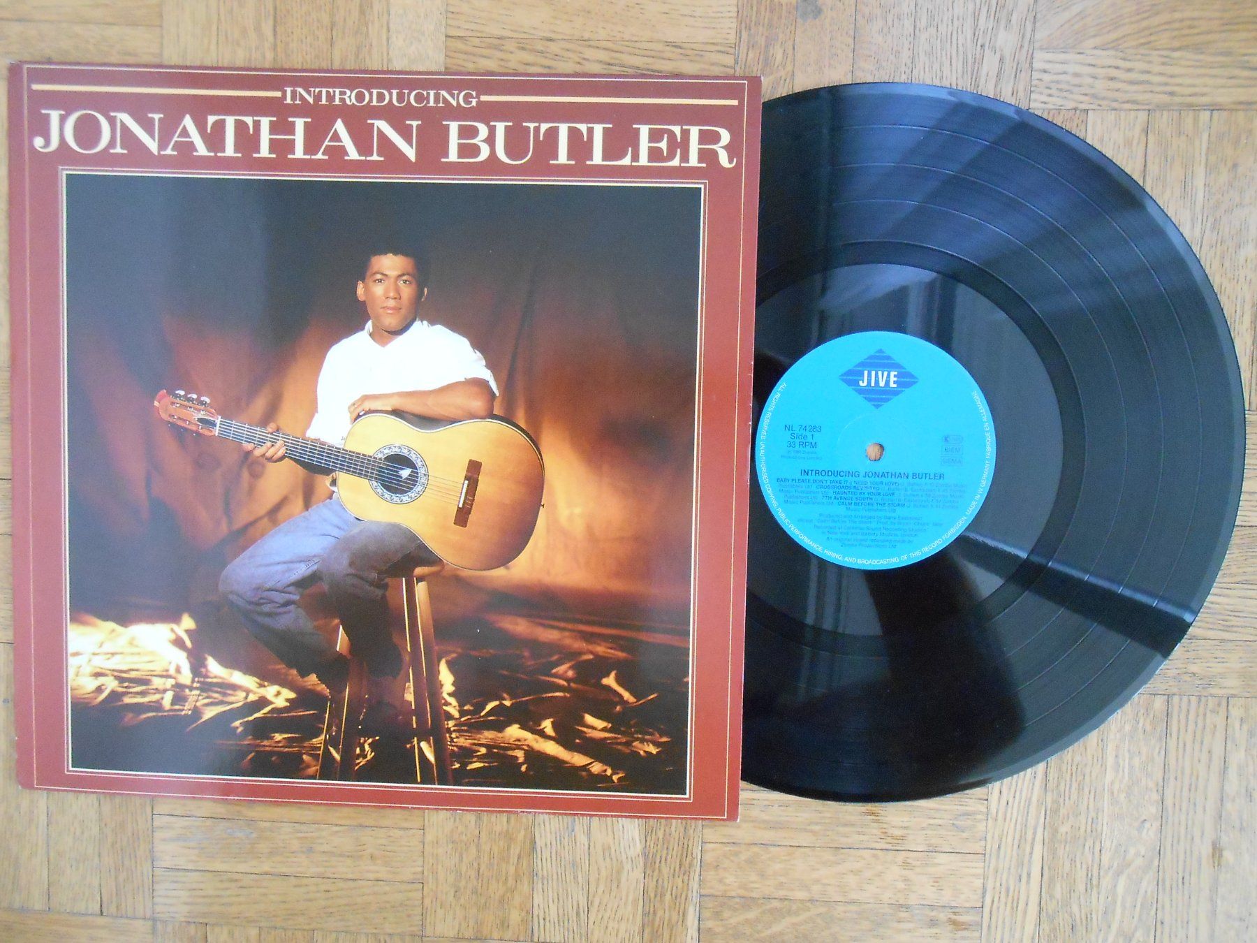 Dischi in vinile: Jonathan Butler 1985 Introducing (LP) – Usato da Territet venduto da Yvanz