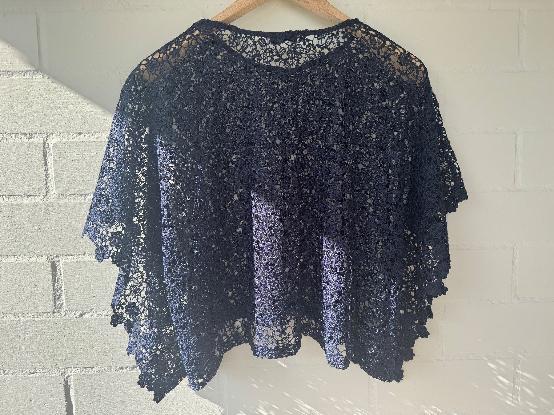 Mango Top: Mango Stickerei Oberteil dunkelblau  Onesize – Nuovo (secondo la descrizione) da Brütten venduto da Rod816 1