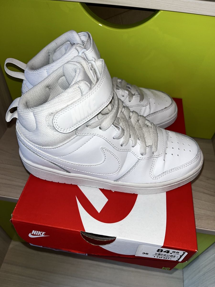 Nike Scarpe da uomo: Stylische Nike Sneaker Grösse 36 – Usato da St. Gallen venduto da Starlord77 2