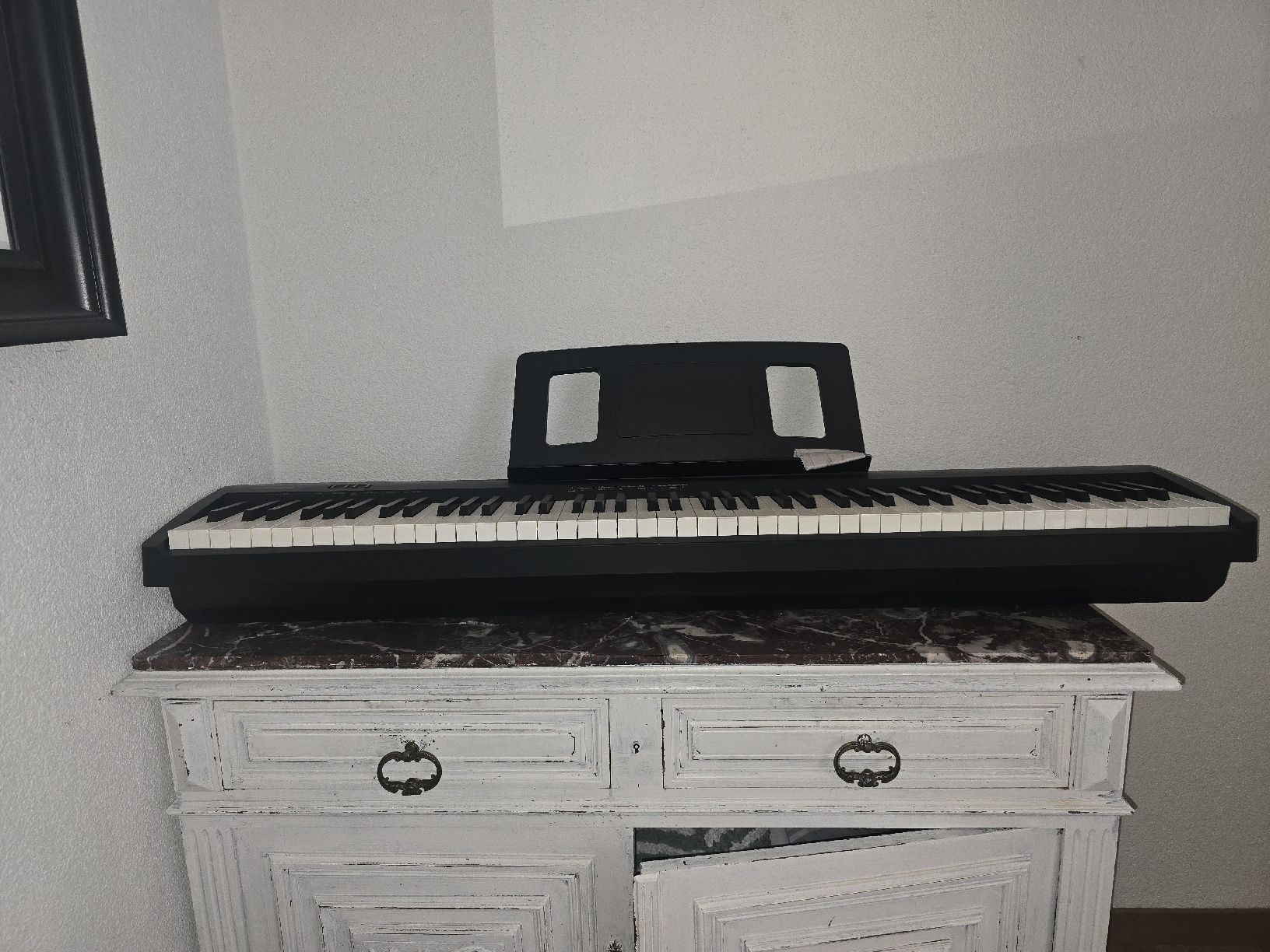 Roland Musikinstrumente: Digital Piano Roland FP-10 mit Pedal – Gebraucht aus Zürich von jum_2nrx