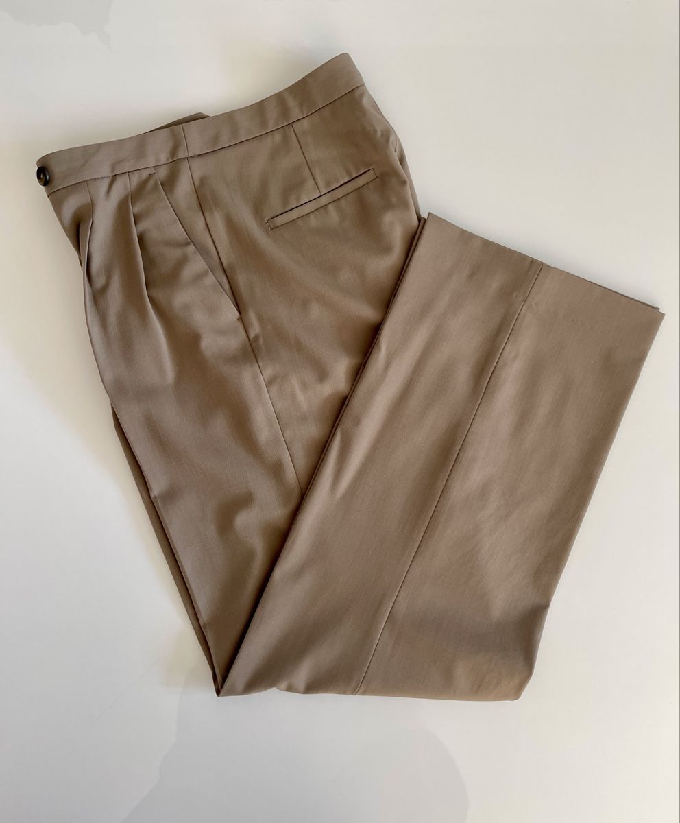 Massimo Dutti Pantaloni: Massimo Dutti Bundfalten Hose / Beige / Gr. 40 – Usato da Zürich venduto da Recode.Fashion 9