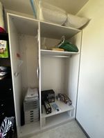 Kleiderschrank offen gebraucht 