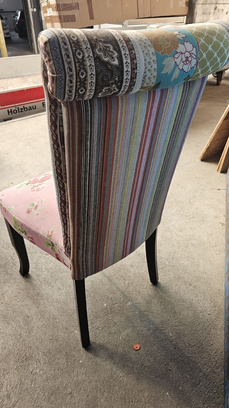 Sedie: Stuhl Stoff rosa Blumenmuster floral – Usato da Koppigen venduto da Bracher_Mail-House 2