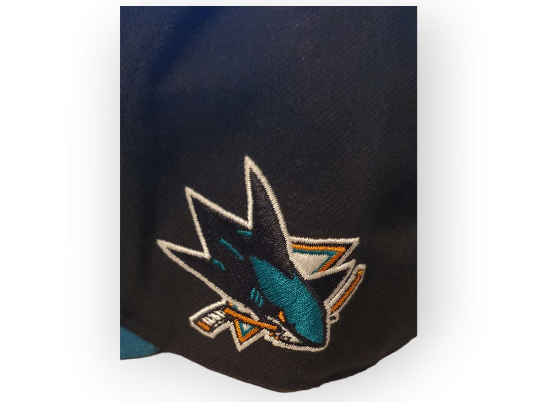 Copricapi, berretti & cappellini: Cap Sharks – Usato da Langenthal venduto da SecondChanceShop 2