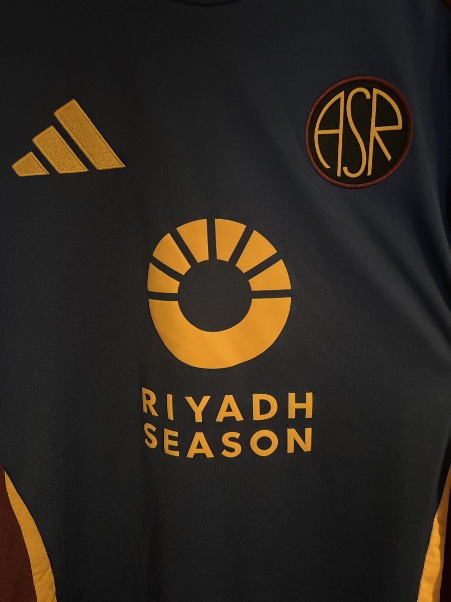 Canottiere & Pantaloni: Maillot third As Roma 24/25 Taille L – Usato da Genève venduto da Abdi27 2