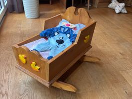 Holz Puppenwiege/bett mit Bettwäsche, Schlafanzug Augenmaske