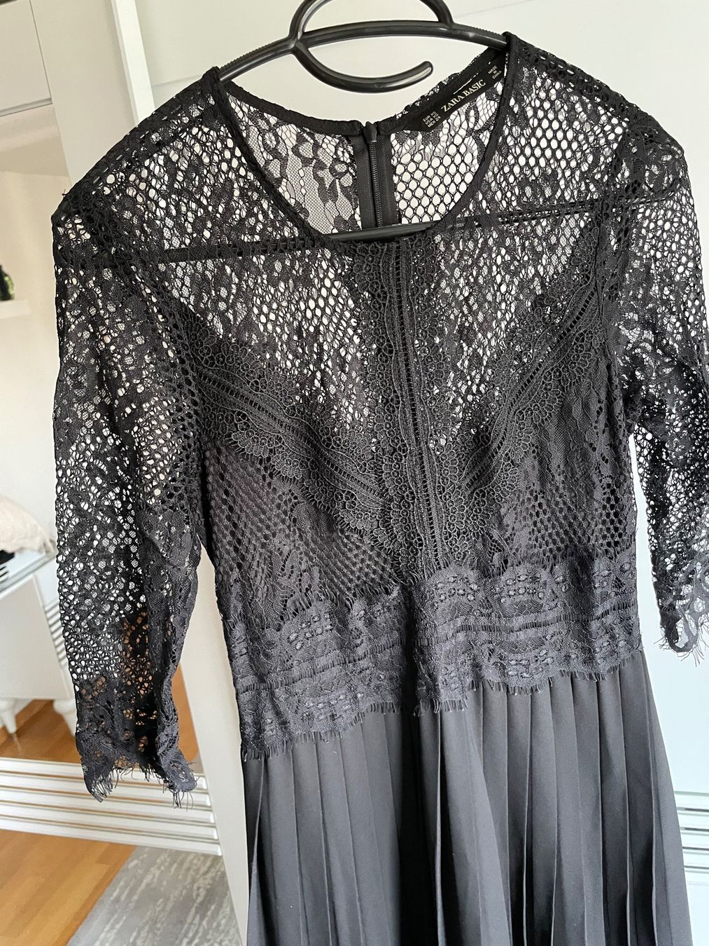 Zara Kleider: Elegantes schwarzes Spitzenkleid Gr. S – Gebraucht aus Schlieren von Mmm234 5