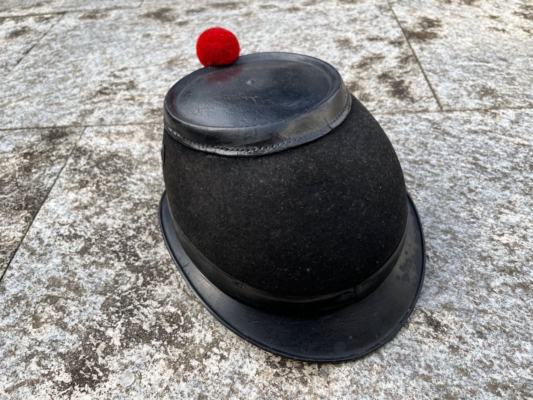 Schweizer Armee Uniformi: Tschako Antik Nr1 – Usato da Bottmingen venduto da Puffsack 1