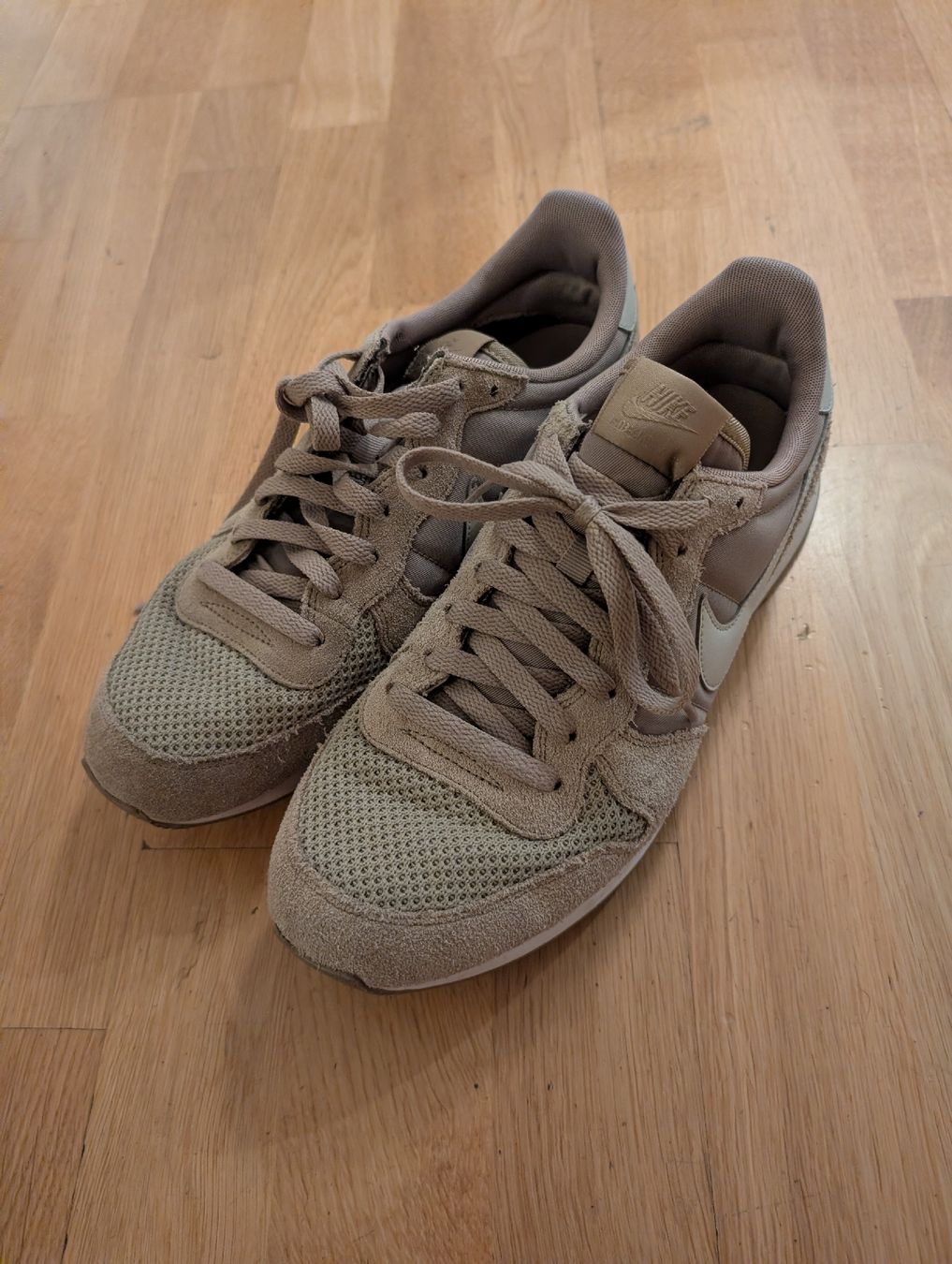 Nike Herrenschuhe: Nikes Sneaker Gr. 44 – Gebraucht aus Zürich von StoC