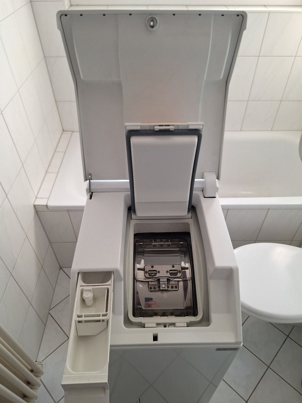 Miele Lavatrici: Waschmaschine Toplader – Usato da Romanshorn venduto da Morfeus1 1
