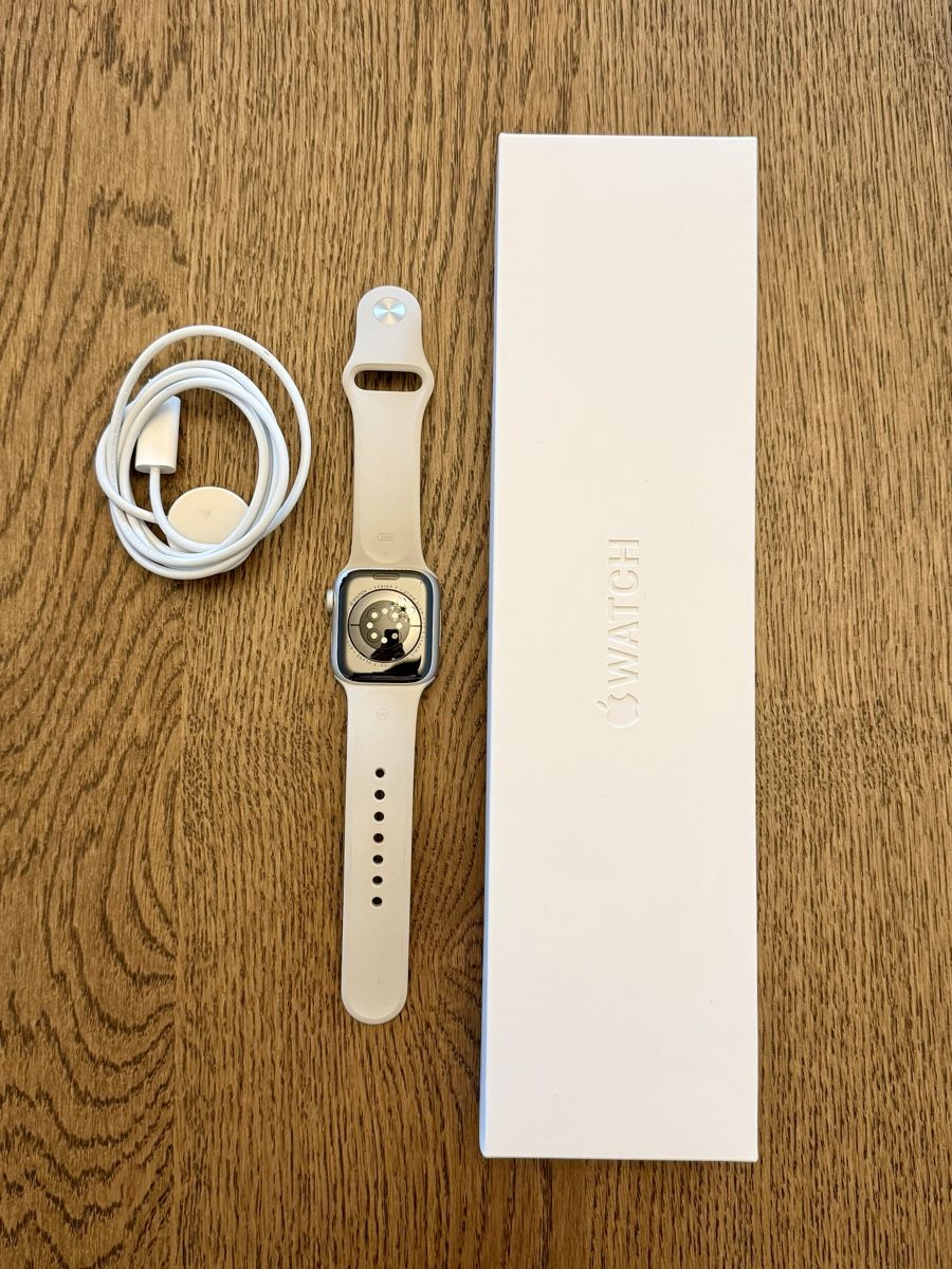 Apple Smartwatch: Apple Watch Series 7 (GPS) – Usato da Eiken venduto da Oiler 1