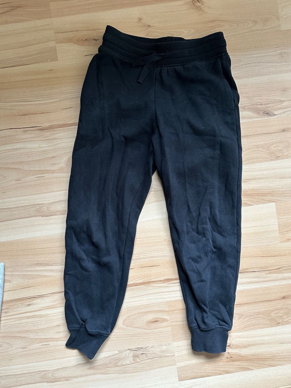 H&M Lotti & Set di vestiti: Sportkleidung Junge Grösse 134/140 – Usato da Hausen AG venduto da dege02 2