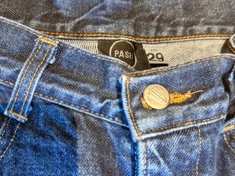 Jeans: Jeans mit Schlag Pash Gr. 29 – Usato da Lömmenschwil venduto da classico01 1