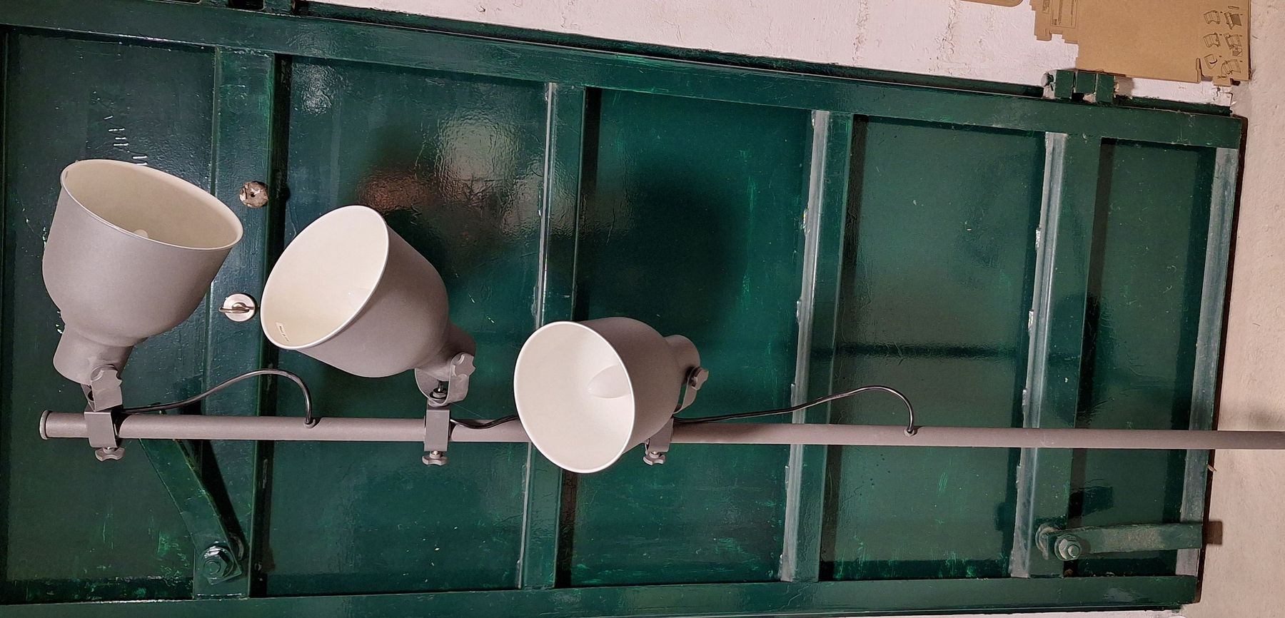 Ikea Lampade: Standleuchte mit 3er Spot. – Usato da Biberist venduto da schnouz33