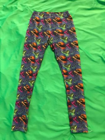 Coole Leggings Gr. 146 NEU