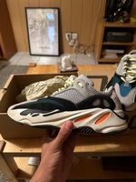 adidas Yeezy Boost 700 Wave Runner