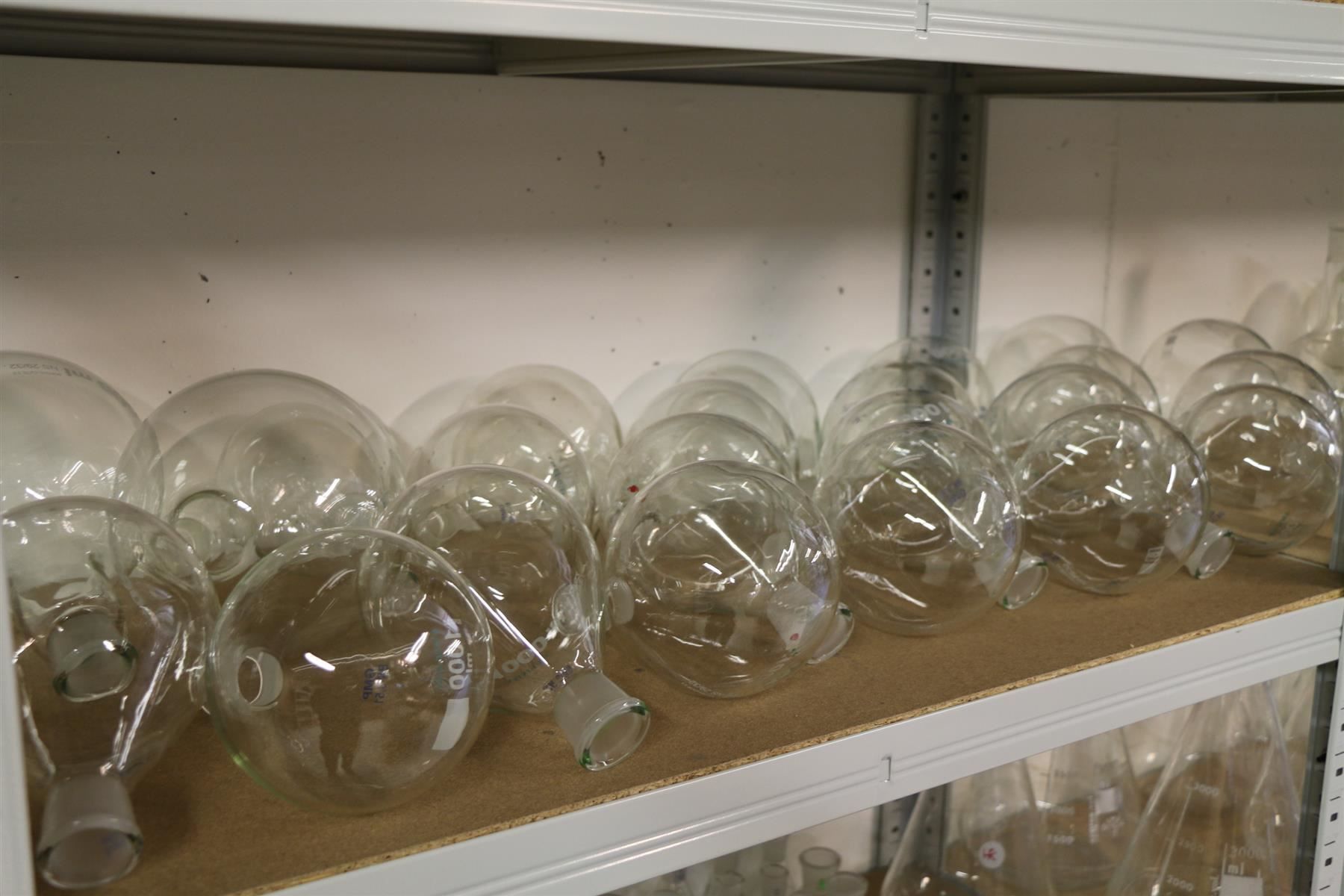 Gläser: Laborglas Birnenkolben 3000ml – Gebraucht aus Hölstein von  2