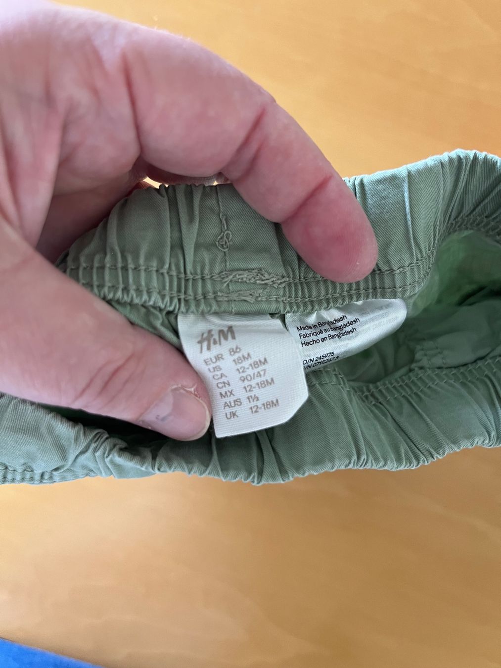 H&M Pantaloni: Babyshorts grüntürkis – Usato da Ziefen venduto da Madame1982 1