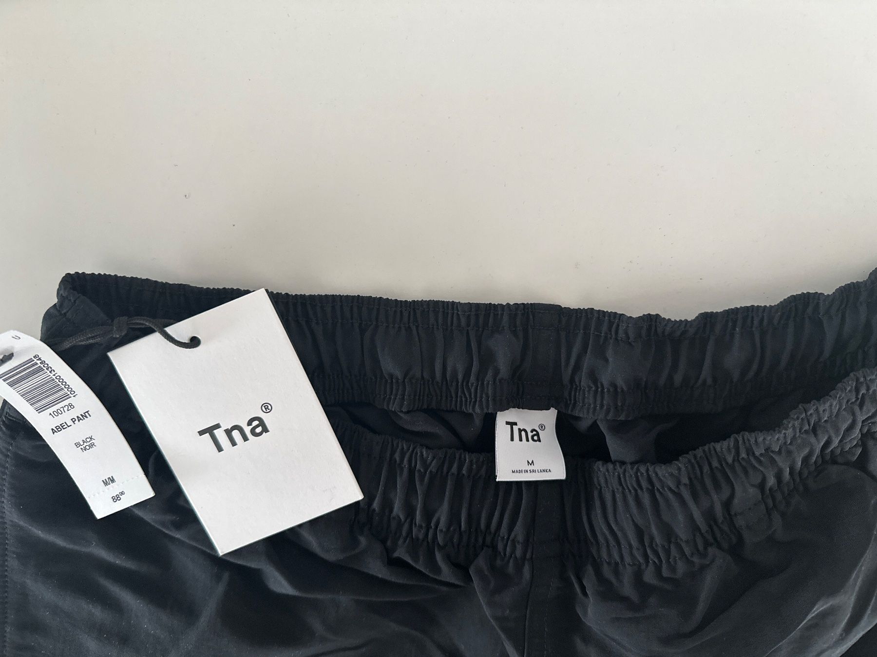Pantaloni: Black TNA trousers - new, size M – Nuovo (secondo la descrizione) da Unterägeri venduto da aig_7jjx 6