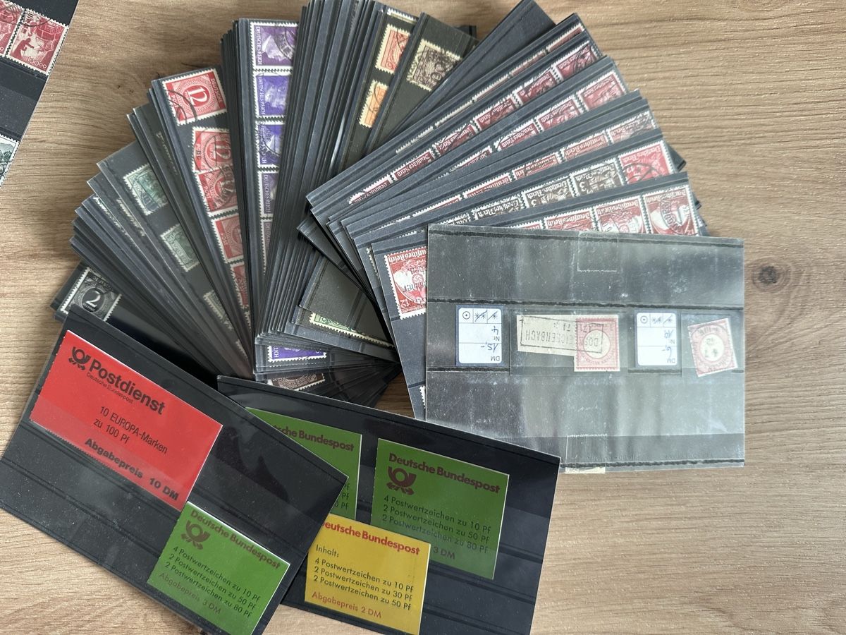 Alle Briefmarken: Kleiner Bestand in viele Einsteckkarten – Gebraucht aus Watt von maxdiroma 1