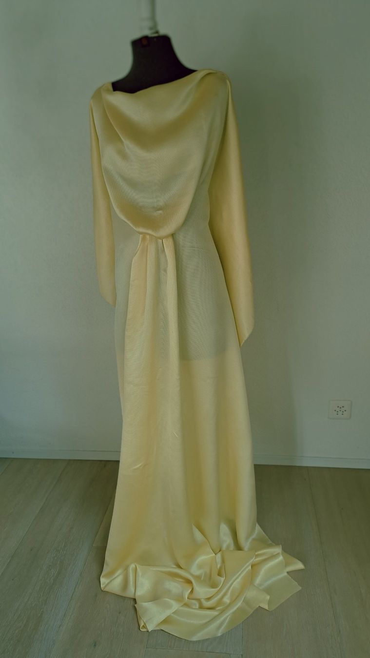 Stoffe: Marocain Seidenstoff – Neu (gemäss Beschreibung) aus Reutigen von IrisFashion 1