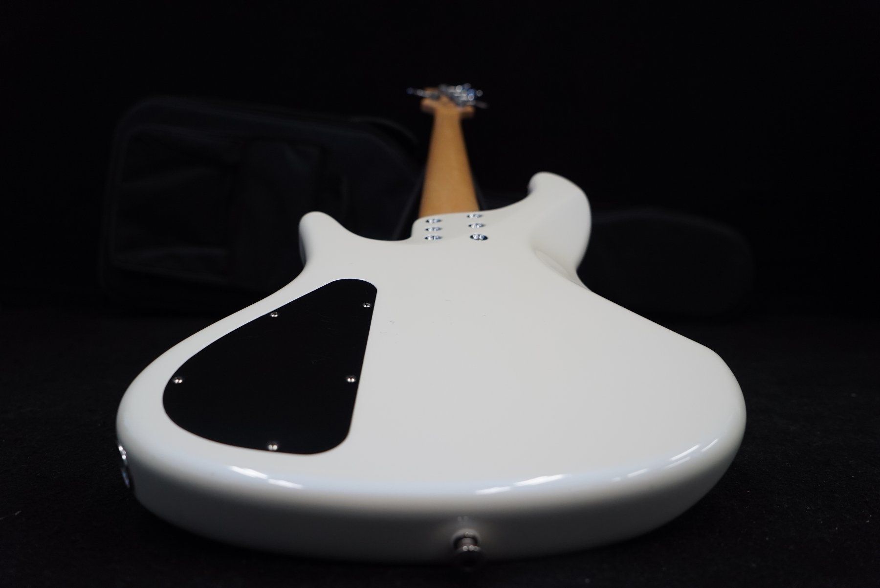 Musikinstrumente: Tino Tedesco 5 String Custom  jazz Bass White mit Bag – Gebraucht aus Ortschwaben von Musictrade 8