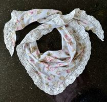 Romantisches Vintage-Halstuch Rosen und Spitze, Top!