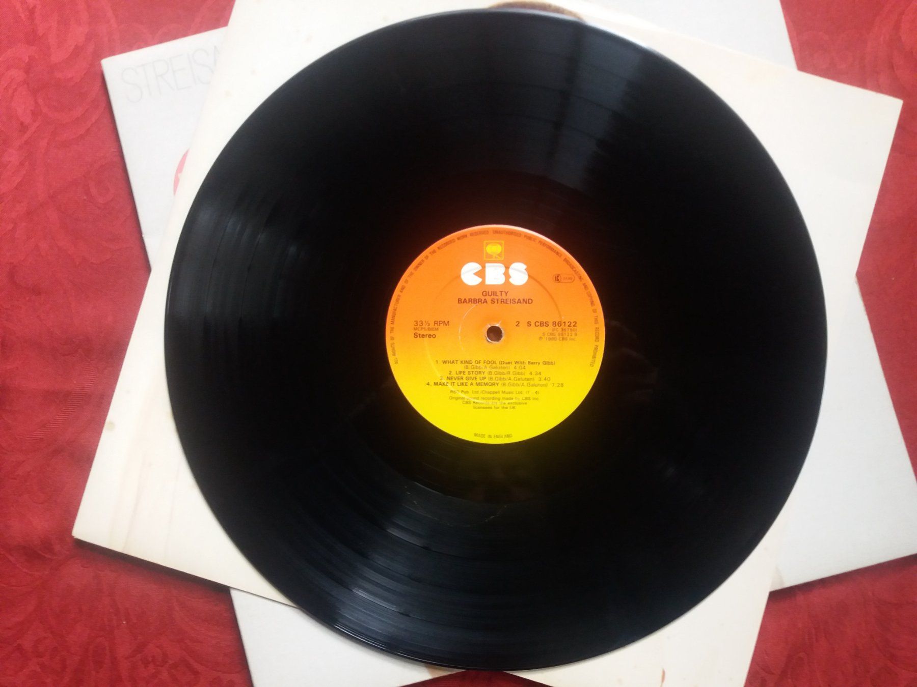 Dischi in vinile: LP (Barbara Streisand) Guilty – Usato da Meyrin venduto da toutatis 4