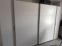 Schrank