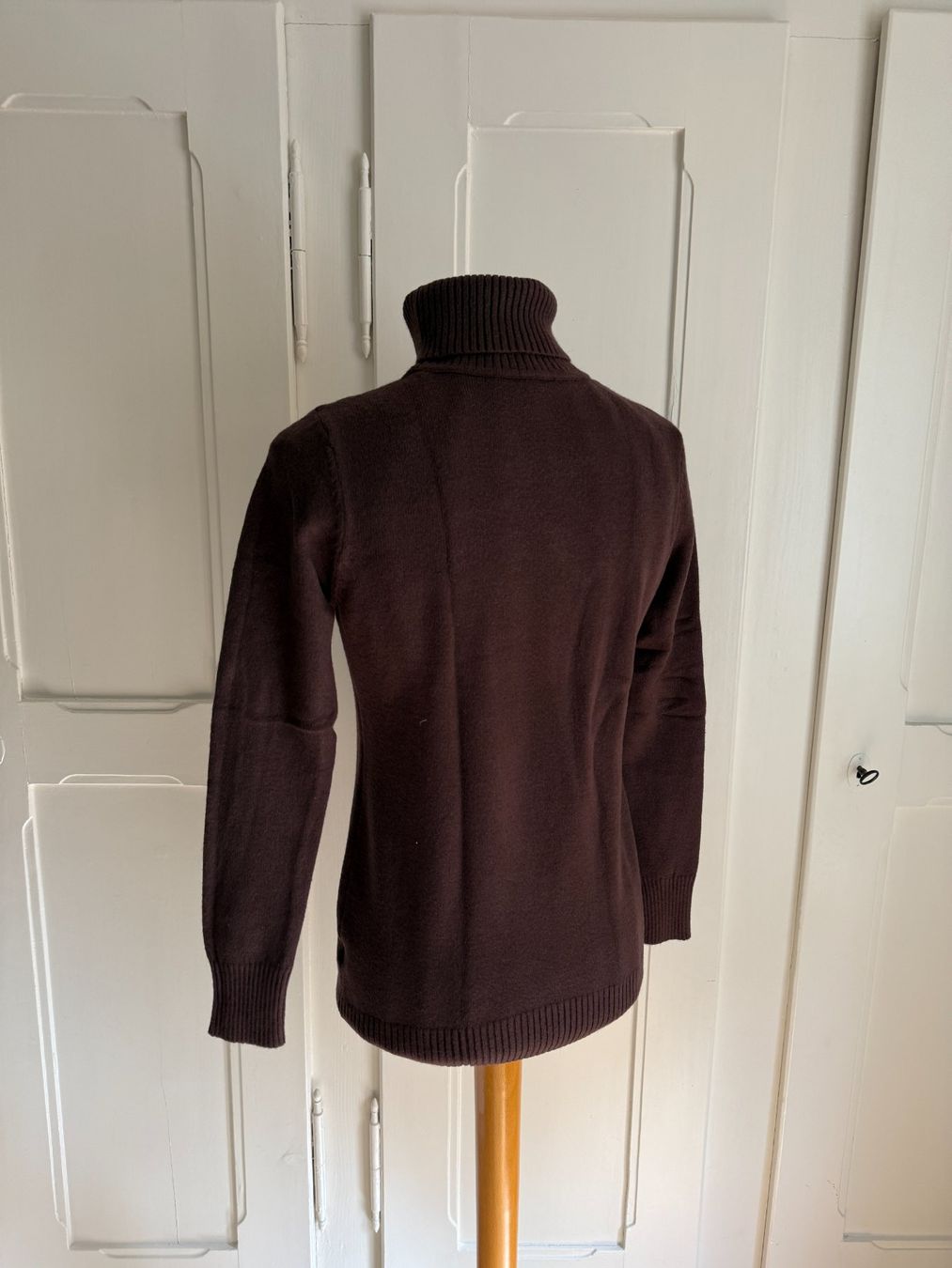 Brax Pulls & Sweat-shirts: Strickpullover dunkelbraun mit Rollkragen S – D'occasion à Zürich par Diazaio 2