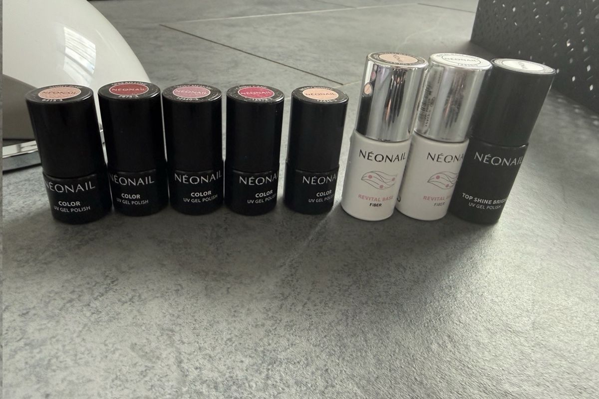 Unghie finte: Neonails Set – Usato da Röthenbach Hbsee venduto da giuuliaaaaaa 2
