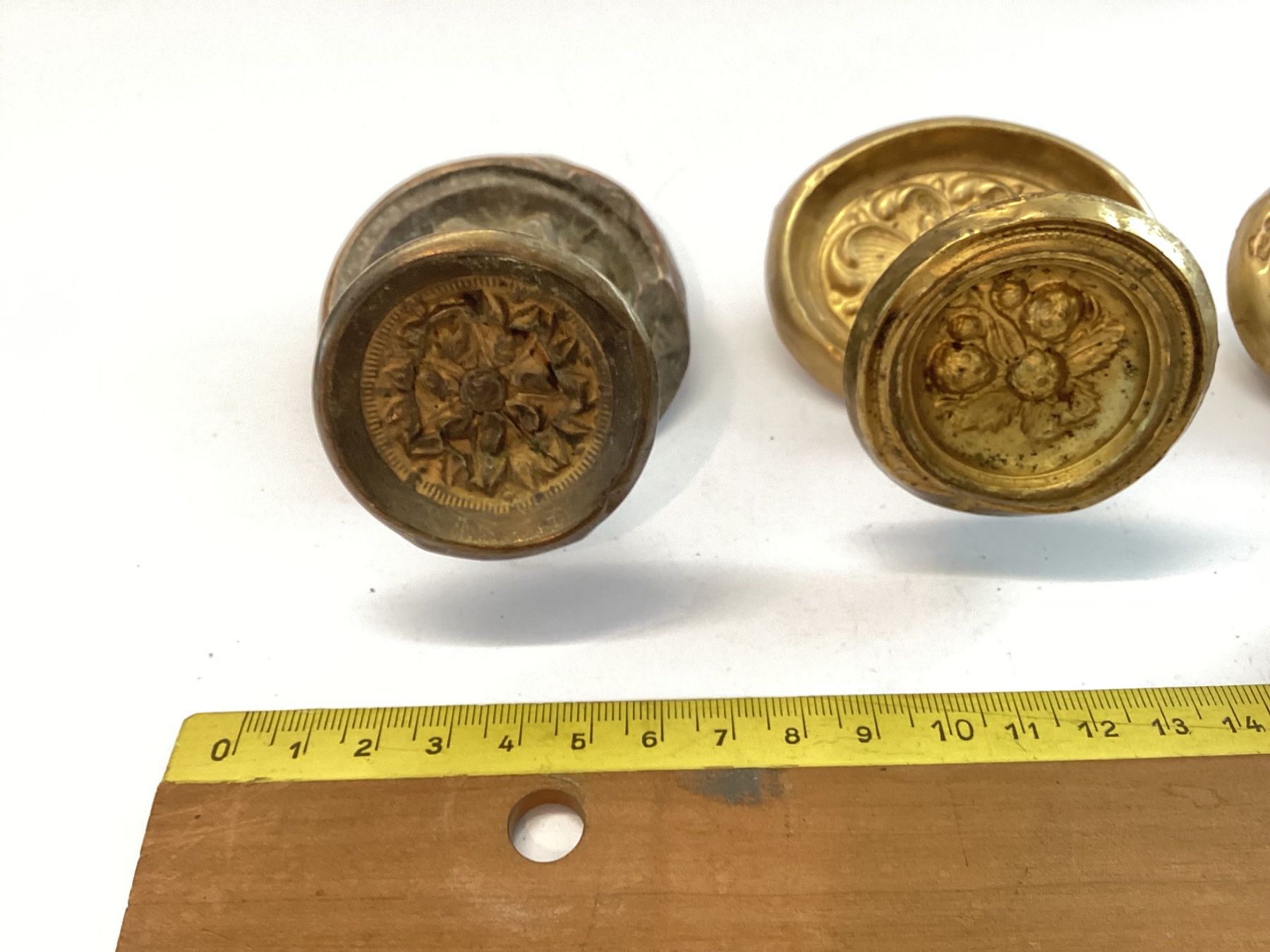 Ferramenta: Antike Messing Beschäge – Usato da Eglisau venduto da mar_5rn2 5