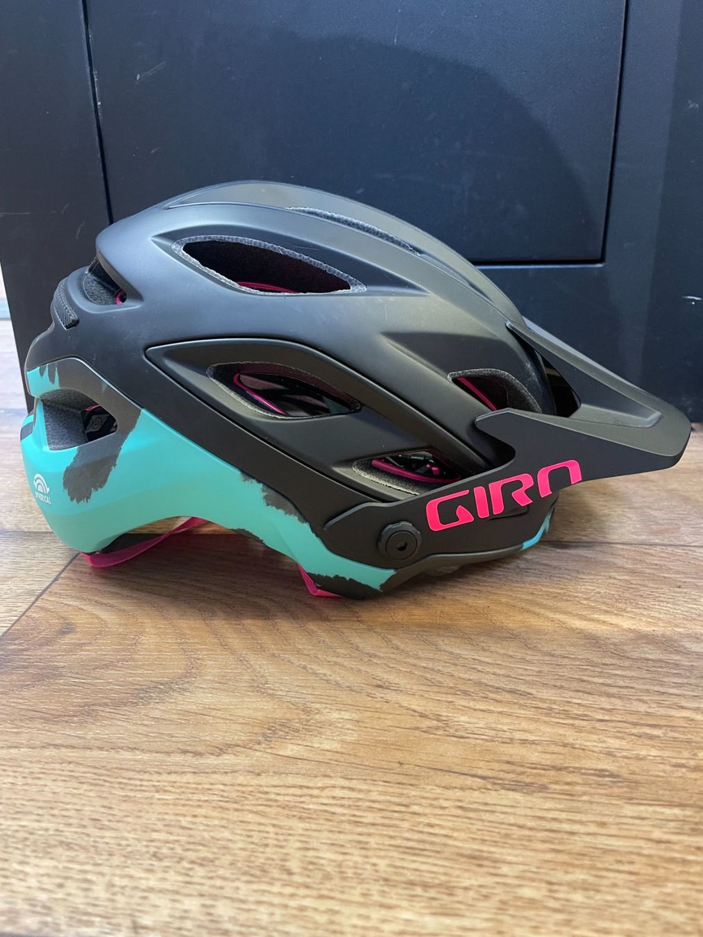 Giro Helme: Giro Merit Spherical W Size S – Neu (gemäss Beschreibung) aus Zürich von Barspin