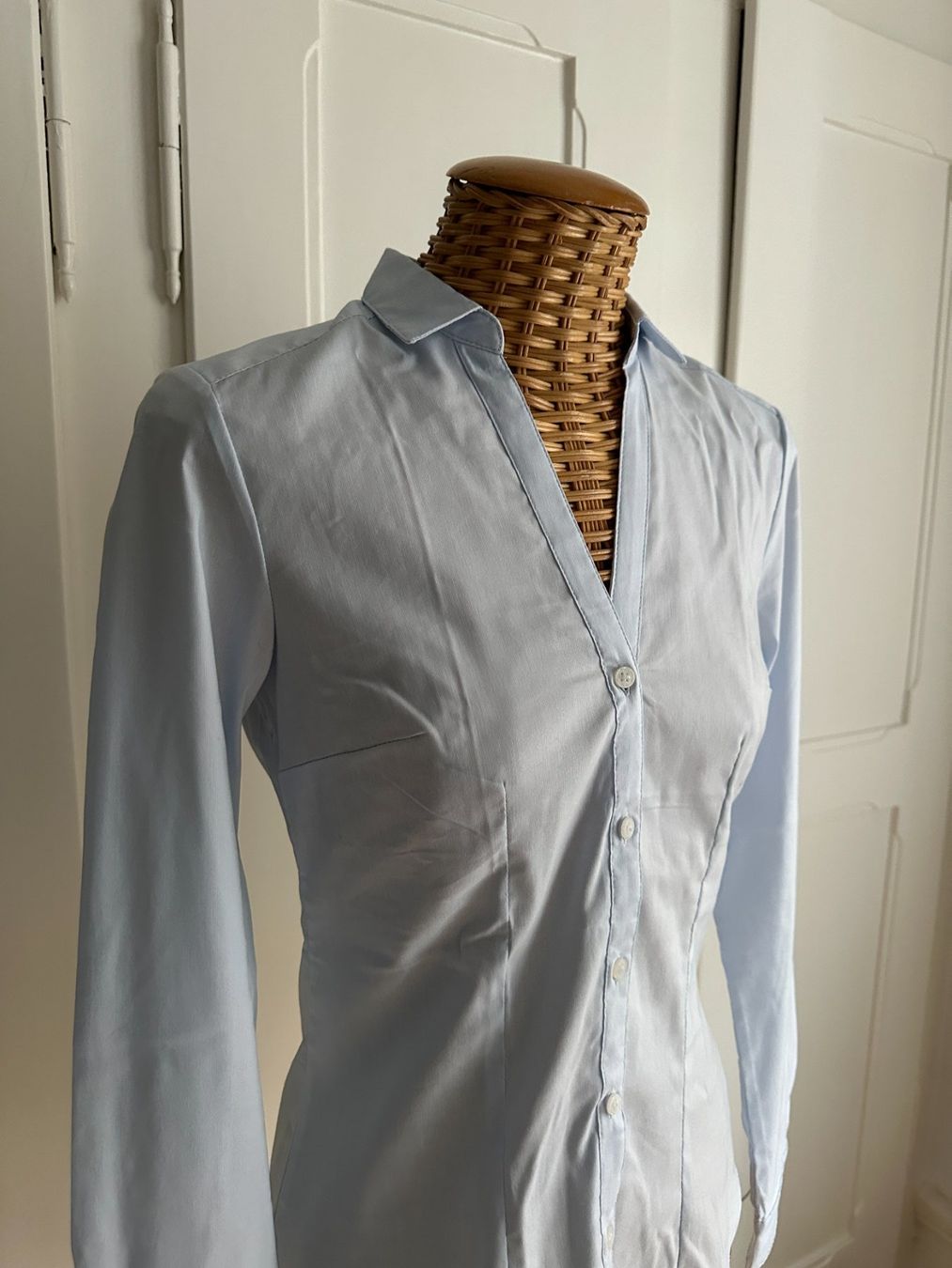 H&M Blusen: Bluse hellblau XS – Gebraucht aus Zürich von Diazaio 1