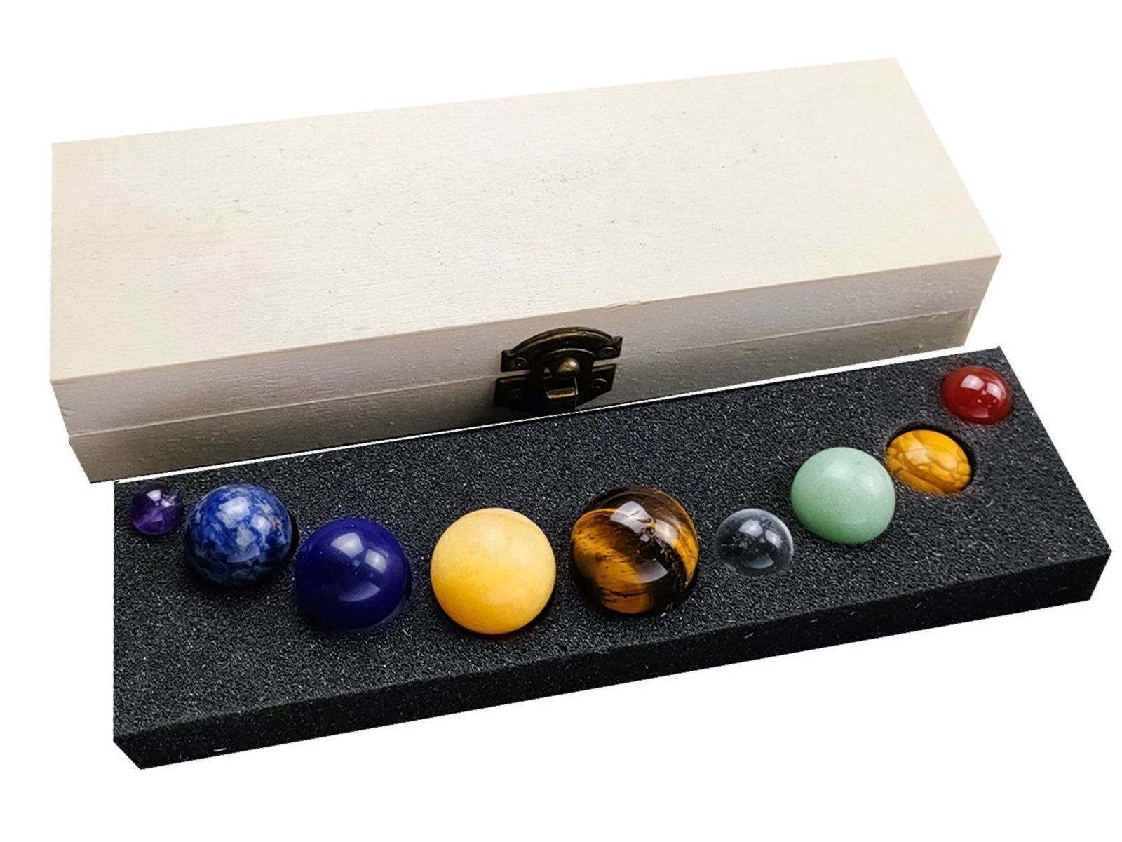 Tutte le decorazioni: EDELSTEINE SONNENSYSTEM - 9 PLANETEN - MIT HOLZBOX – Nuovo e nell'imballaggio originale da Kriens venduto da swissgadget 4