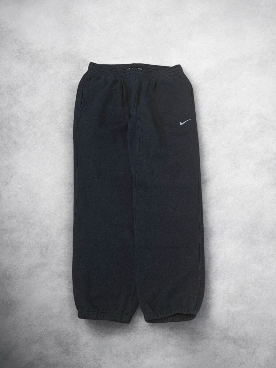Nike Pantaloni: Nike Joggers (M) – Nuovo (secondo la descrizione) da Aarburg venduto da syning46