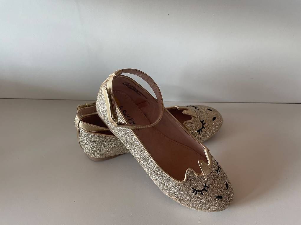 Scarpe per ragazze: Ballerinas Grösse 35-36 – Usato da Baar venduto da valsayn 1
